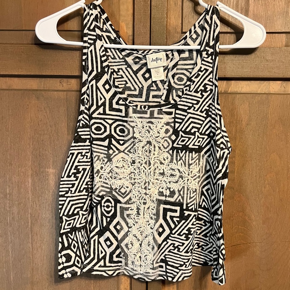 Women’s Daytrip Tank with open back and lace cross detail on front - Size S